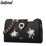 LADSOUL 2018 Fashion Embroidery Flower Design Women Bag Chain Female Women Messenger Bags Good Quality Women Bag Tote A1353/g